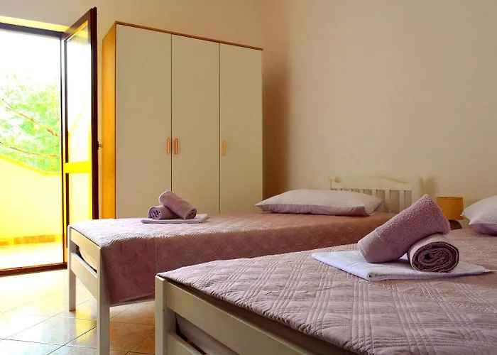 Apartment Maris - Next To The Beach